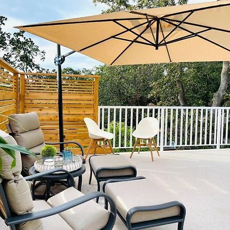 Stylish Cozy One Bedroom Studio With Free Parking Victoria Exteriör bild